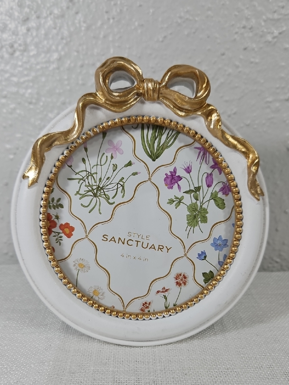 Sanctuary White Round and Gold Bow Decorative Picture Frame 4X4